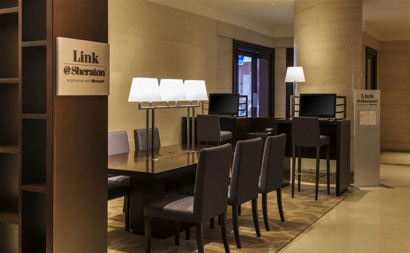 Sheraton-Dubai-Creek-Hotel-and-Towers-General-view-66