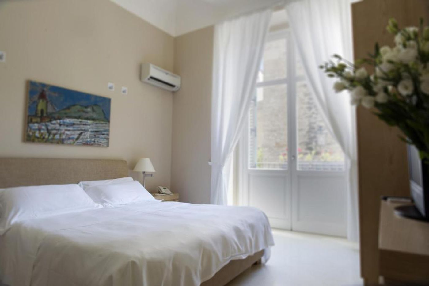 Palazzo-Brunaccini-Room-42