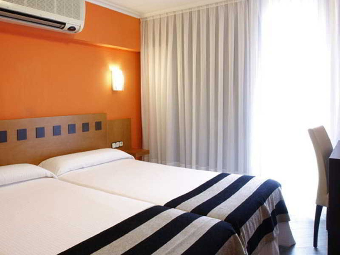 Blanco Hotel & SPA-Spain-NAVIA-Room-10