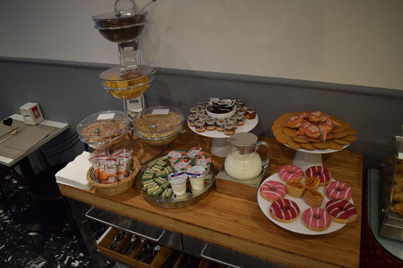 Ariston-Restaurant-51