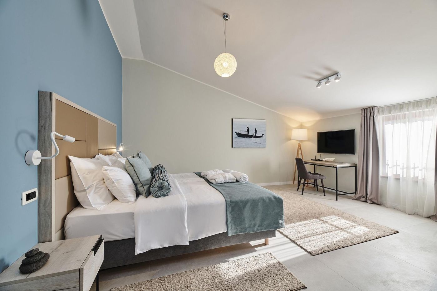 Rivalmare-Boutique-Hotel-Room-17