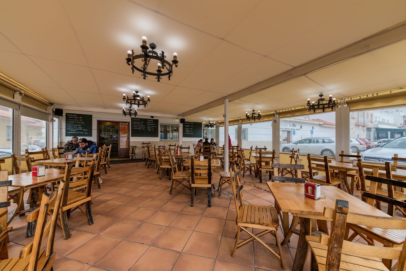 Loto-Conil-Apartamentos-Restaurant-42