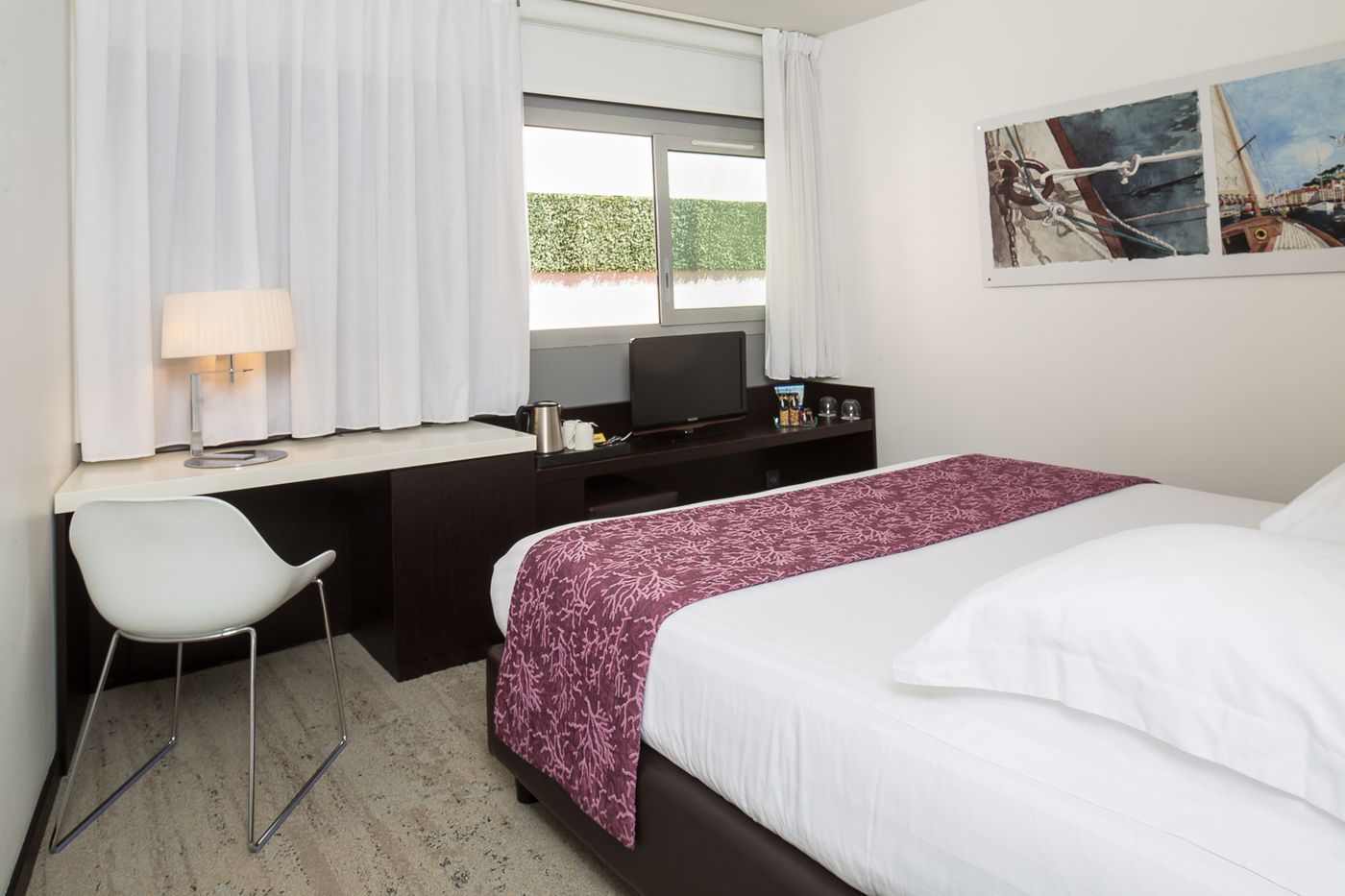 Royal-Antibes-Room-15