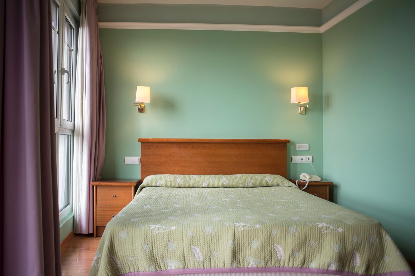 Faro de San Vicente-Spain-SAN VICENTE DE LA BARQUERA-Room-9