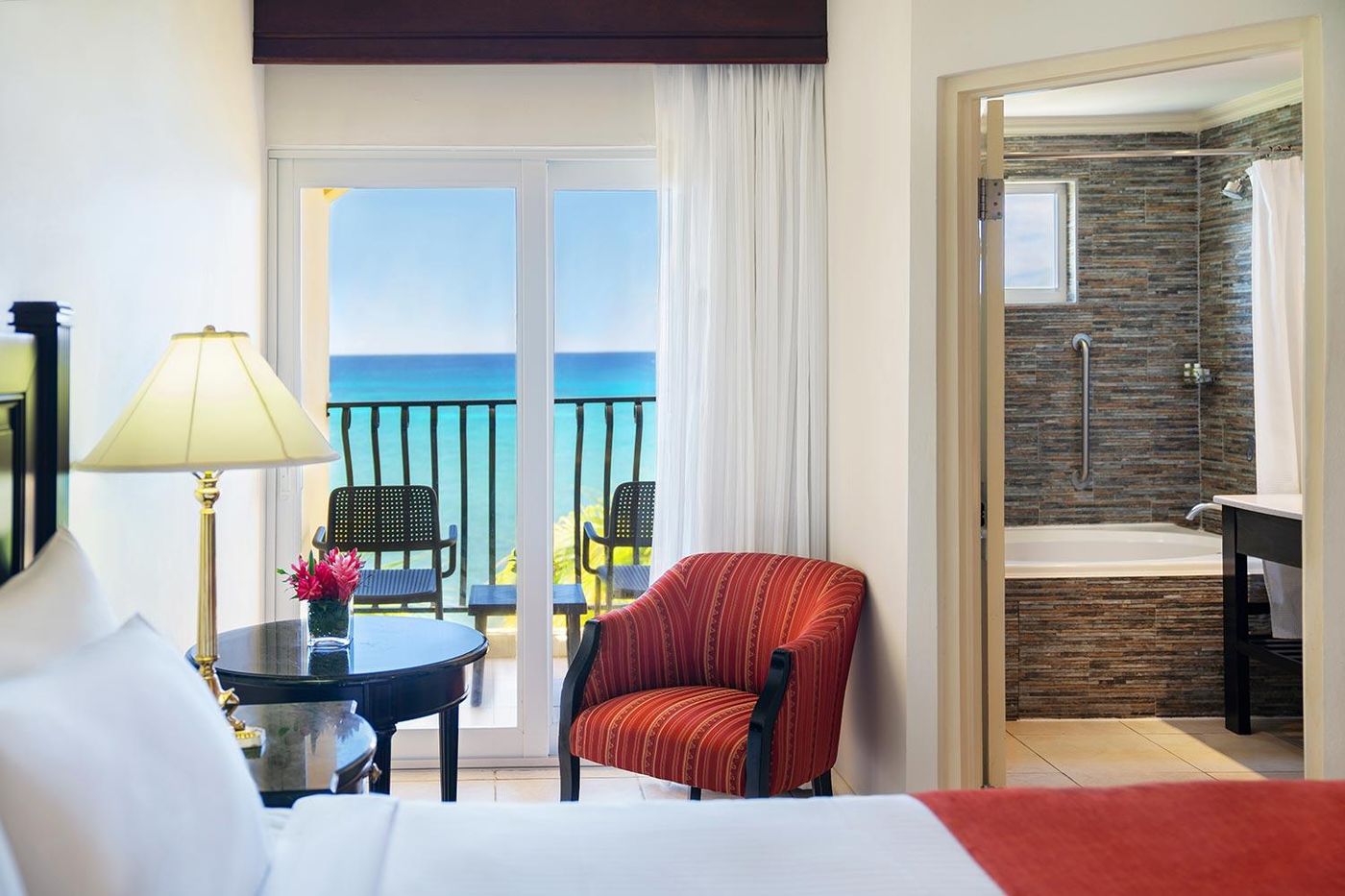 Jewel-Paradise-Cove-Resort---Spa-Room-24