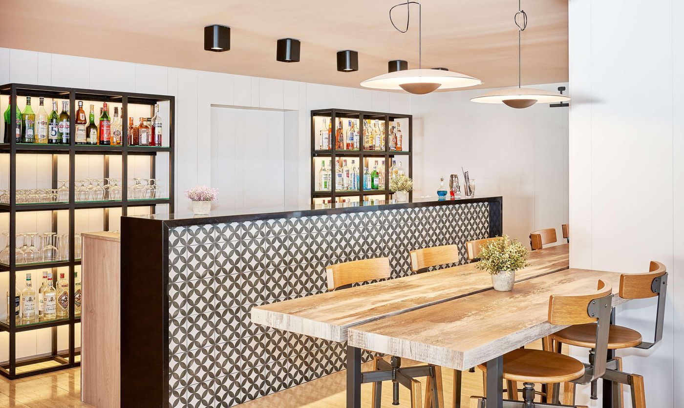 NH-Imperial-Playa-Bar-42