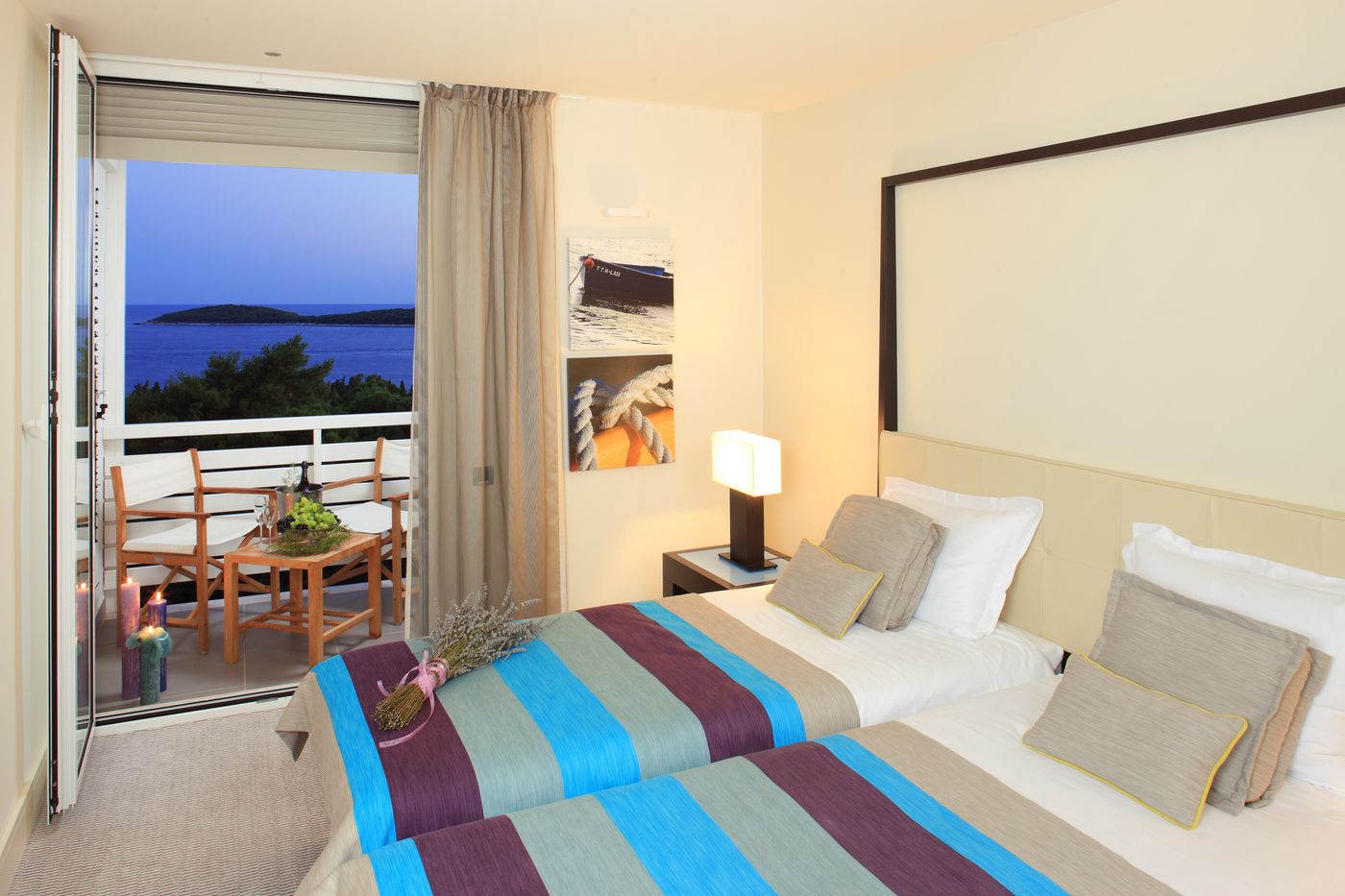 Amfora-Hvar-Grand-Beach-Resort-Room-19