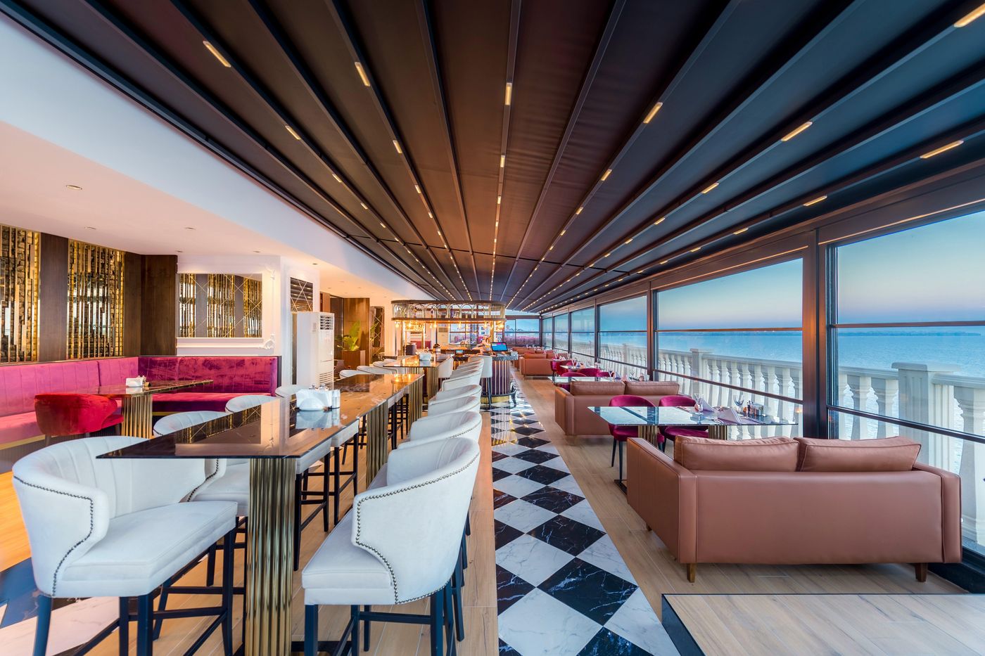 Crowne-Plaza-Antalya-Restaurant-58