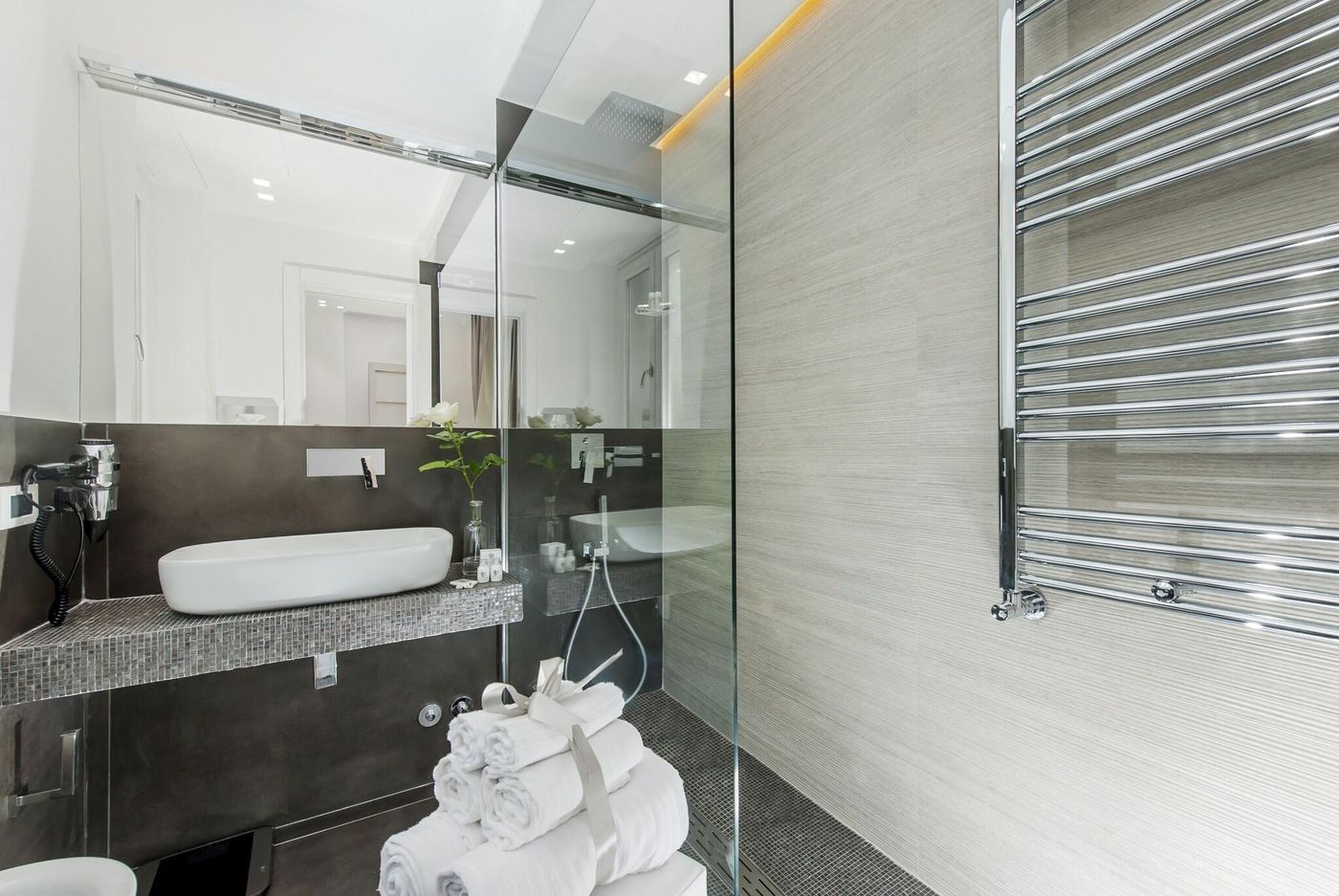 Vatican-Style-Room-36