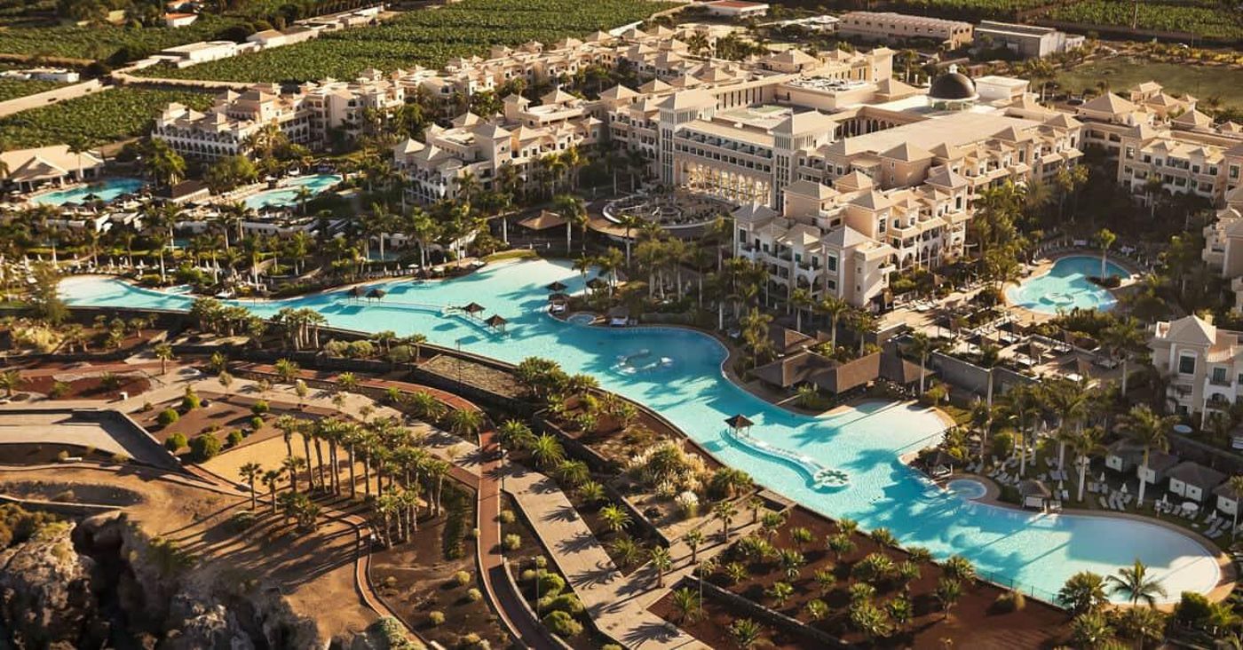 RedLevel-at-Melia-Palacio-de-Isora-Pool-16