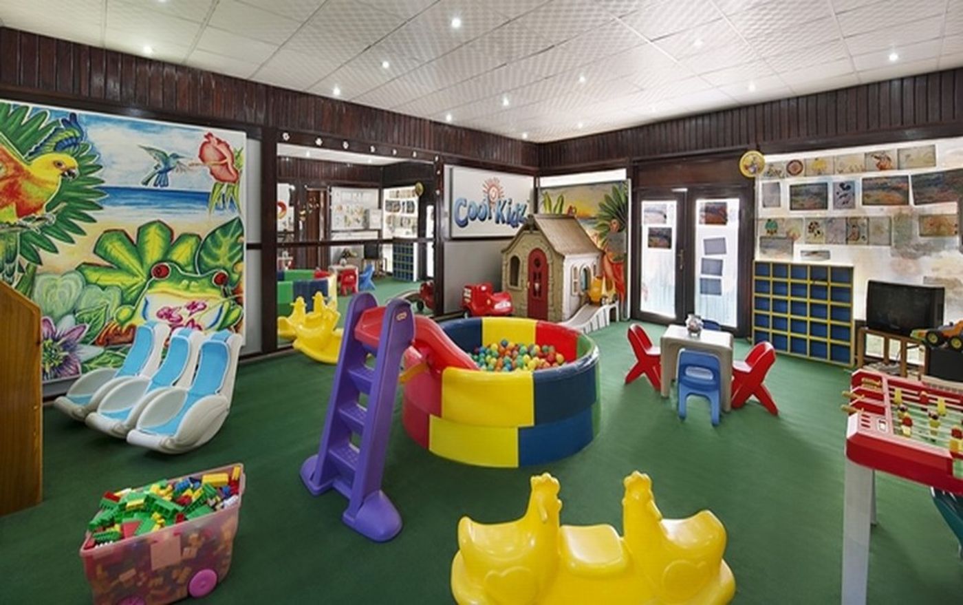 Fayrouz-Resort-Sports-and-Entertainment-38