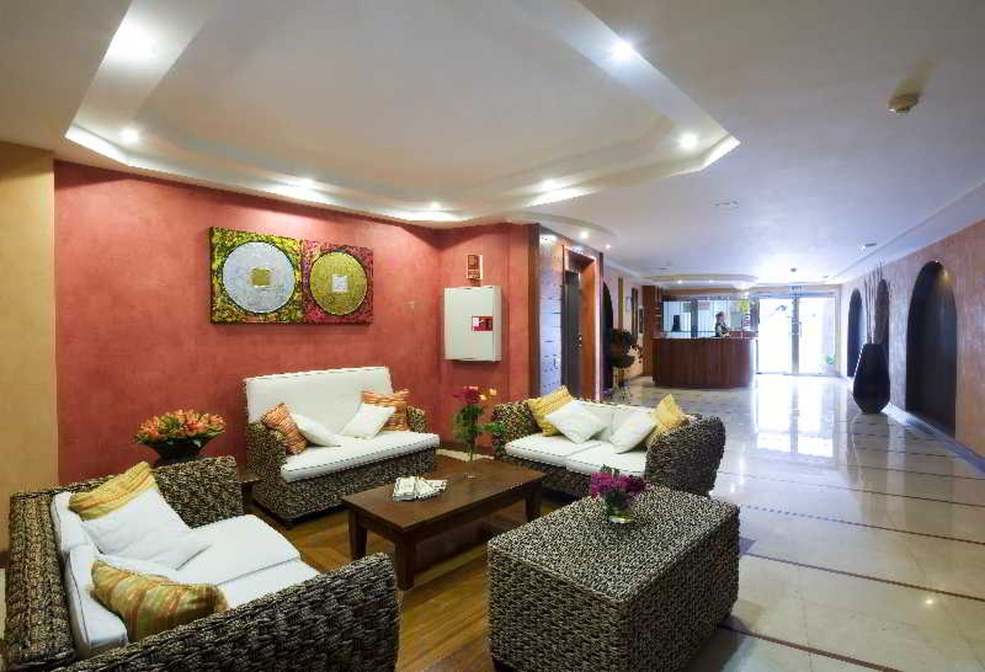 Galeon-Hotel-Lobby-21