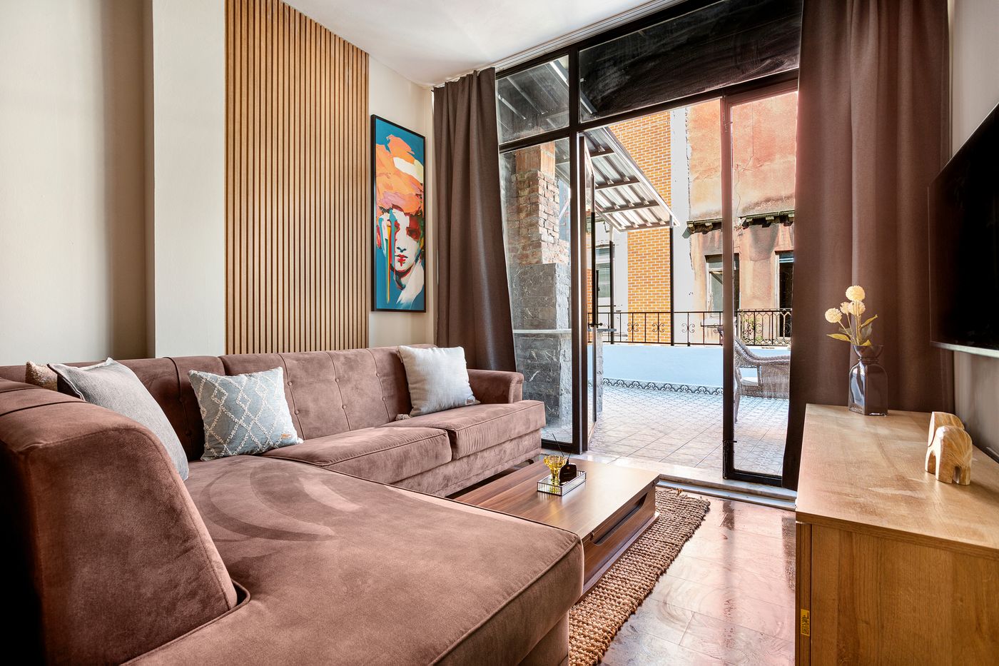 Port-Galata-Suites-Room-34