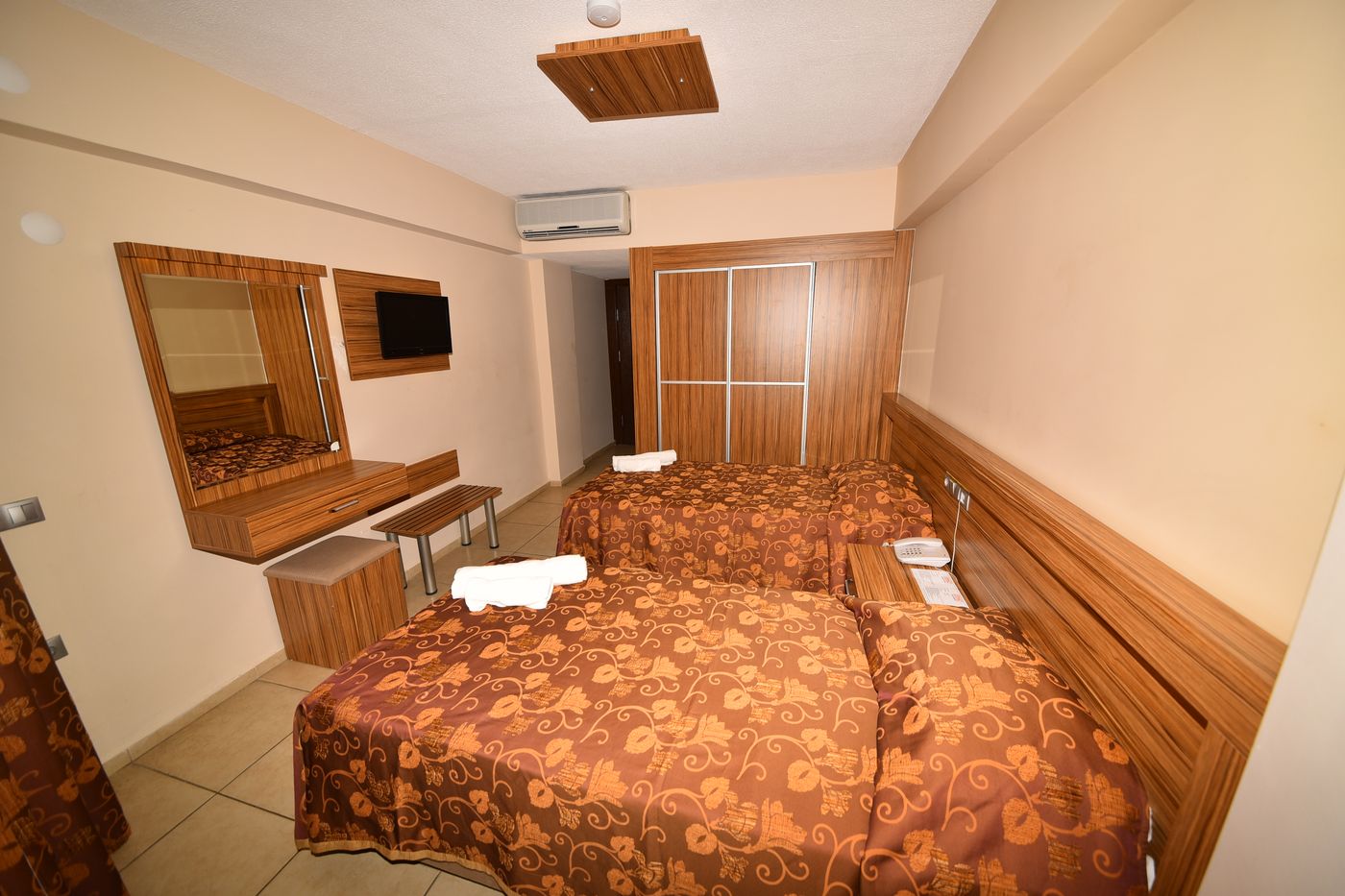 Rosary-Beach-Hotel-Room-27