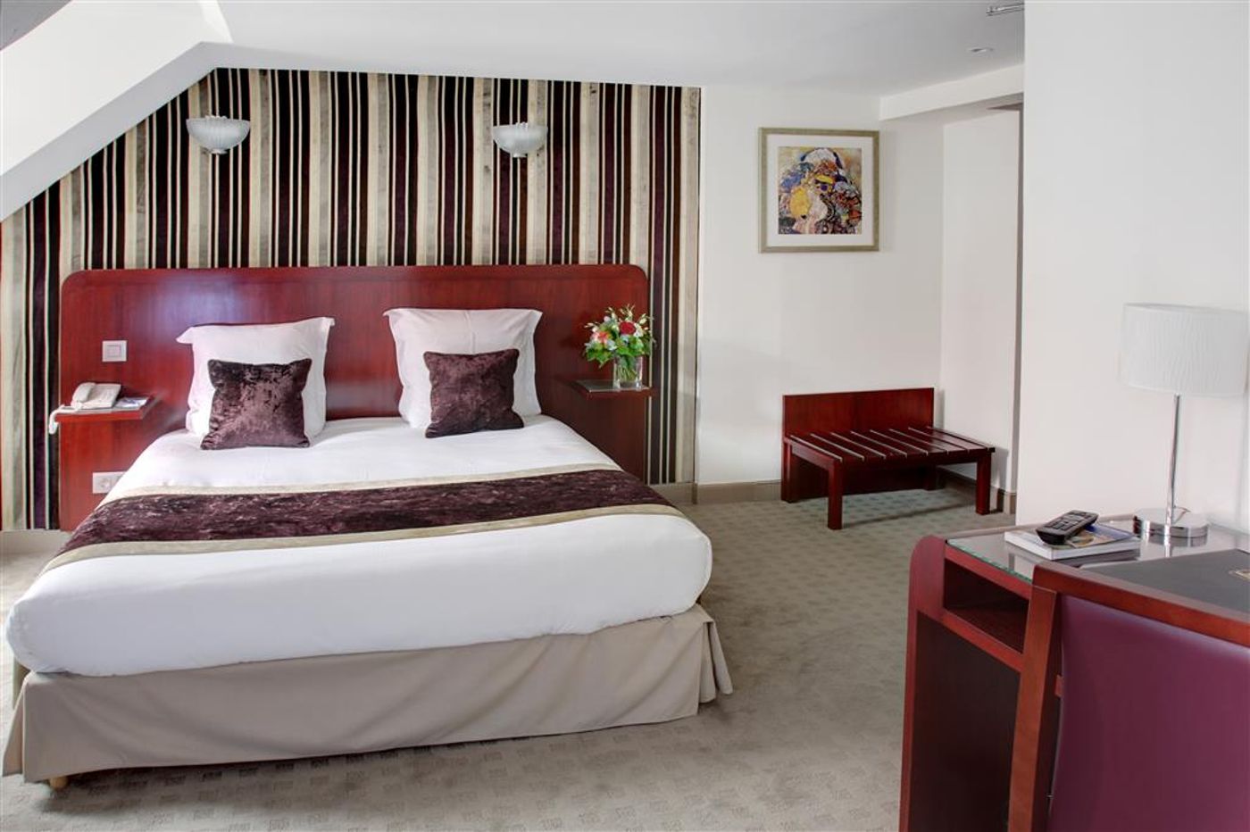 Hotel-Opera-d-Antin-Room-8