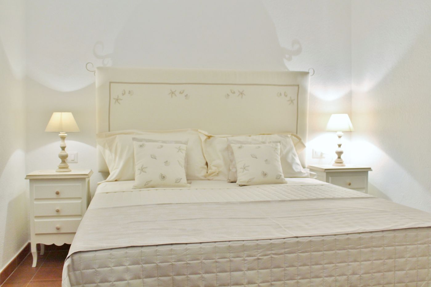 AHR Costa Serena Village Palau