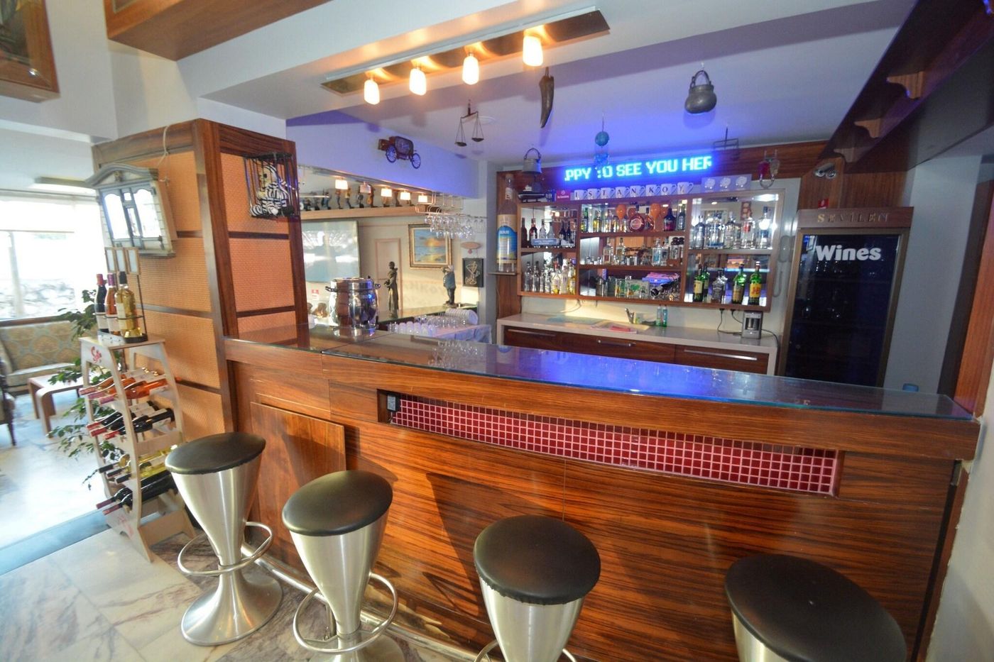 Istankoy-Hotel-Kusadasi-Bar-76