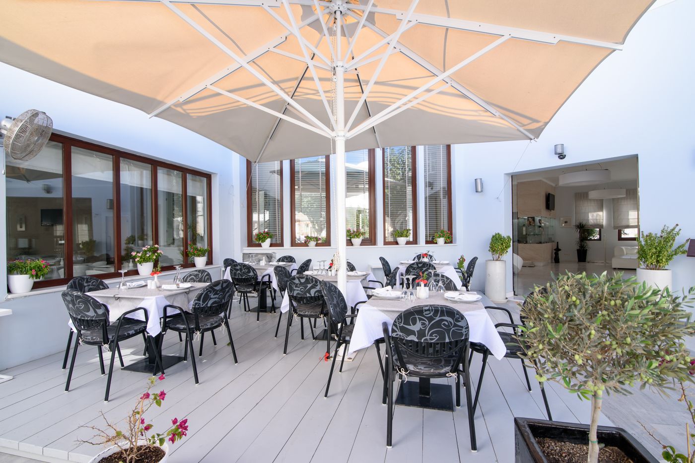 La Mer Deluxe Spa Resort & Conference Center - Adult Only