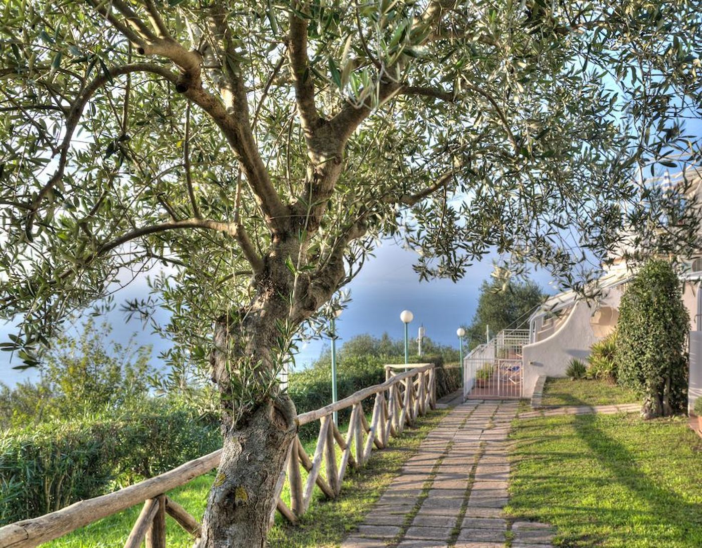 Gocce-Di-Capri--Residence-Lobby-62