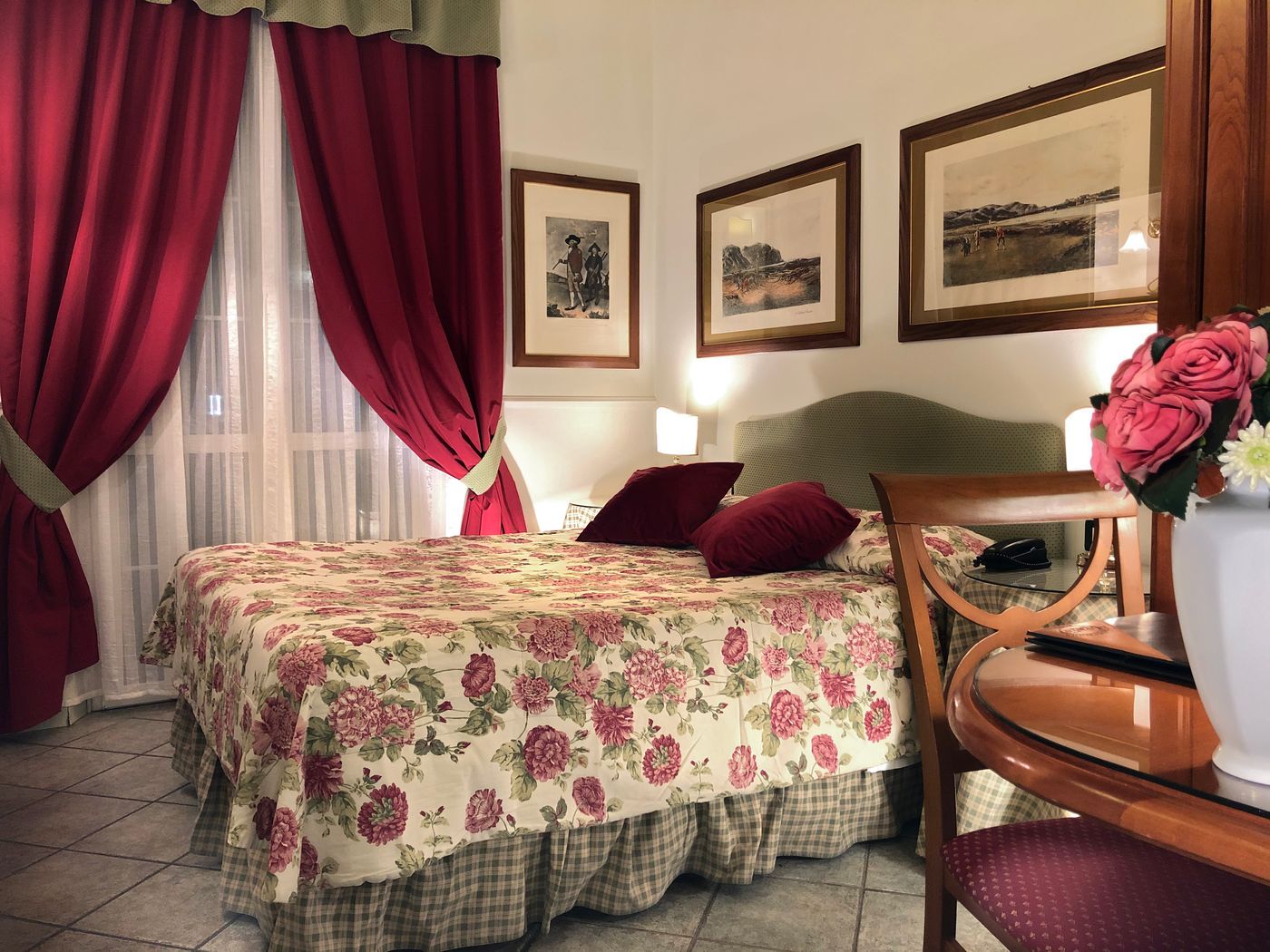 Rosary-Garden-Hotel-Room-7
