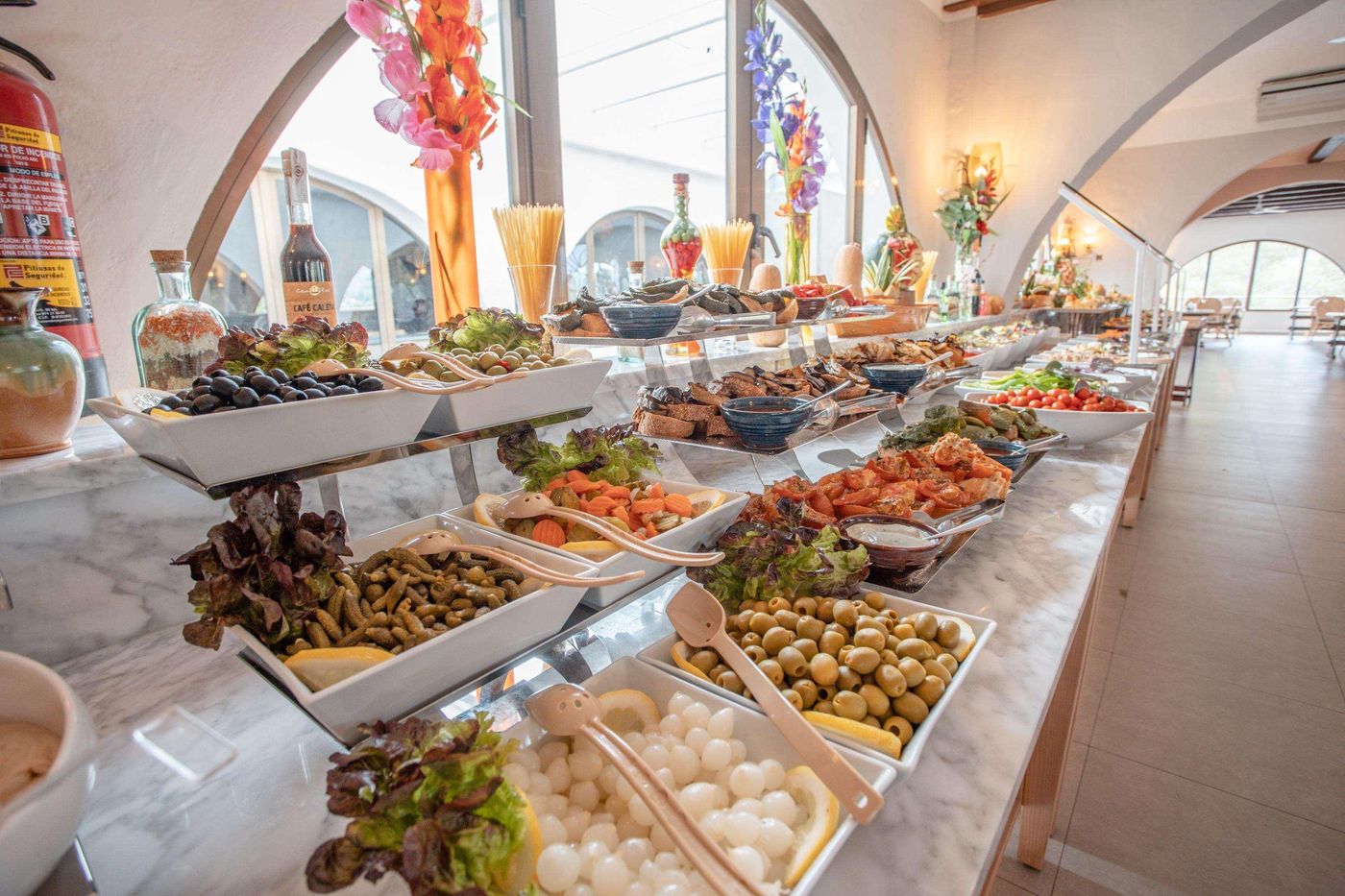 Marble-Hotel-Stella-Maris-Restaurant-48