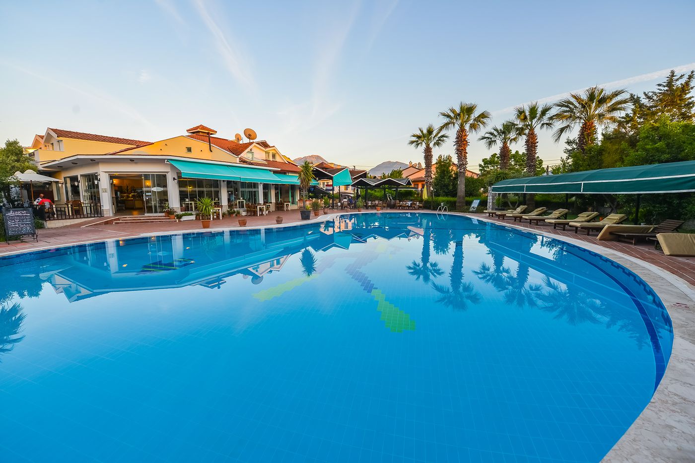 Rebin-Beach-General-view-5