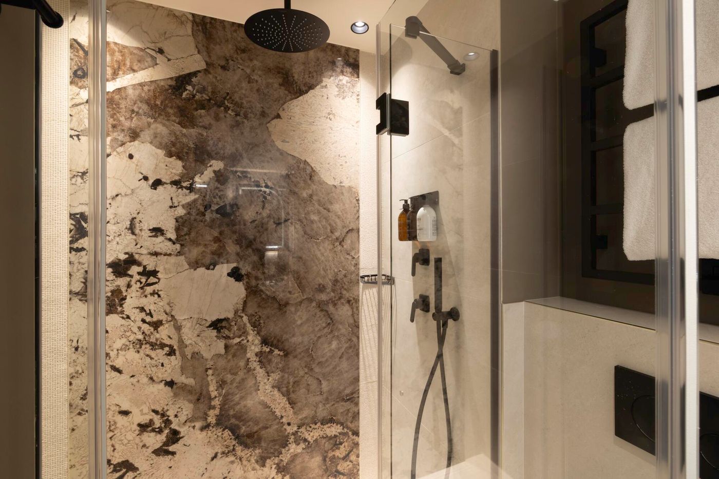 Hotel-L-Ormaie-Room-33