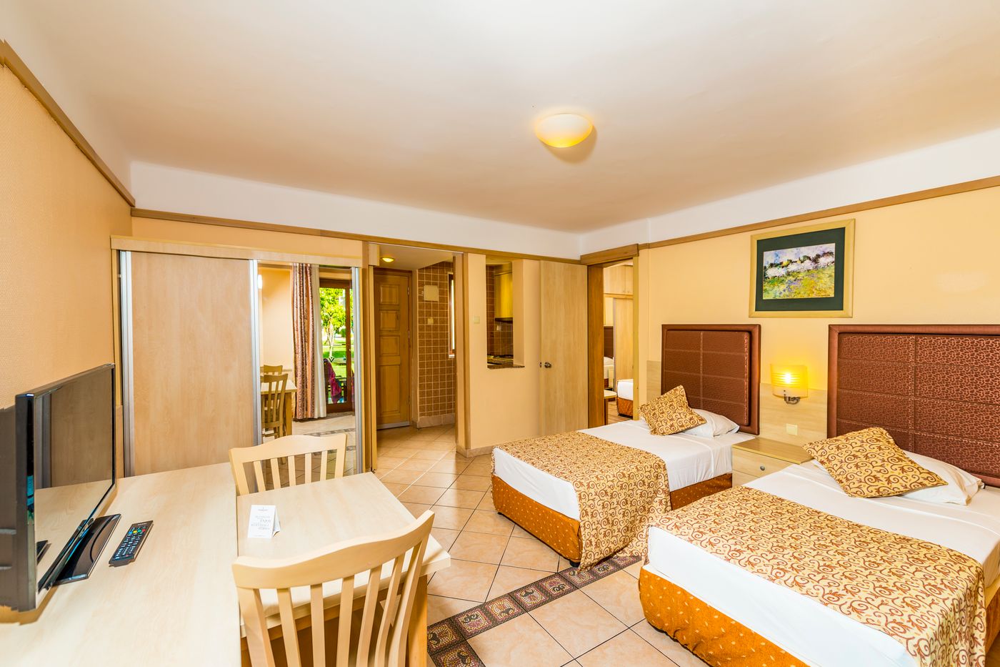 Von Resort Golden Beach