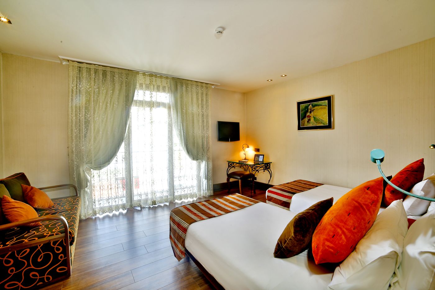 Konak-Hotel-Taksim-Room-18