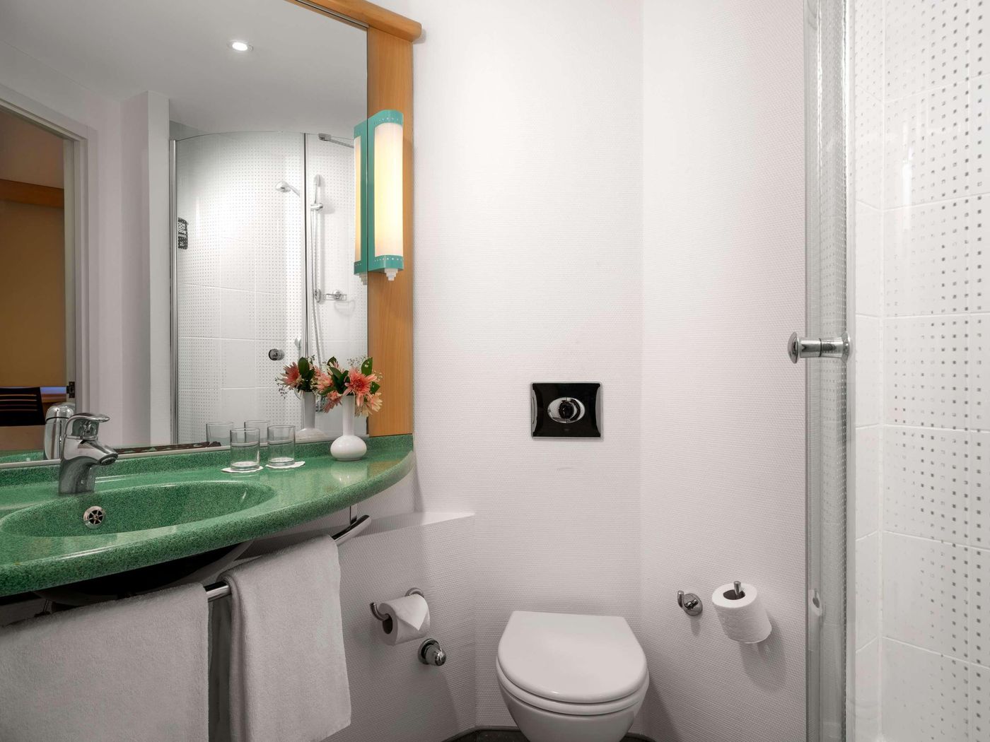 ibis-Istanbul-Zeytinburnu-Room-38