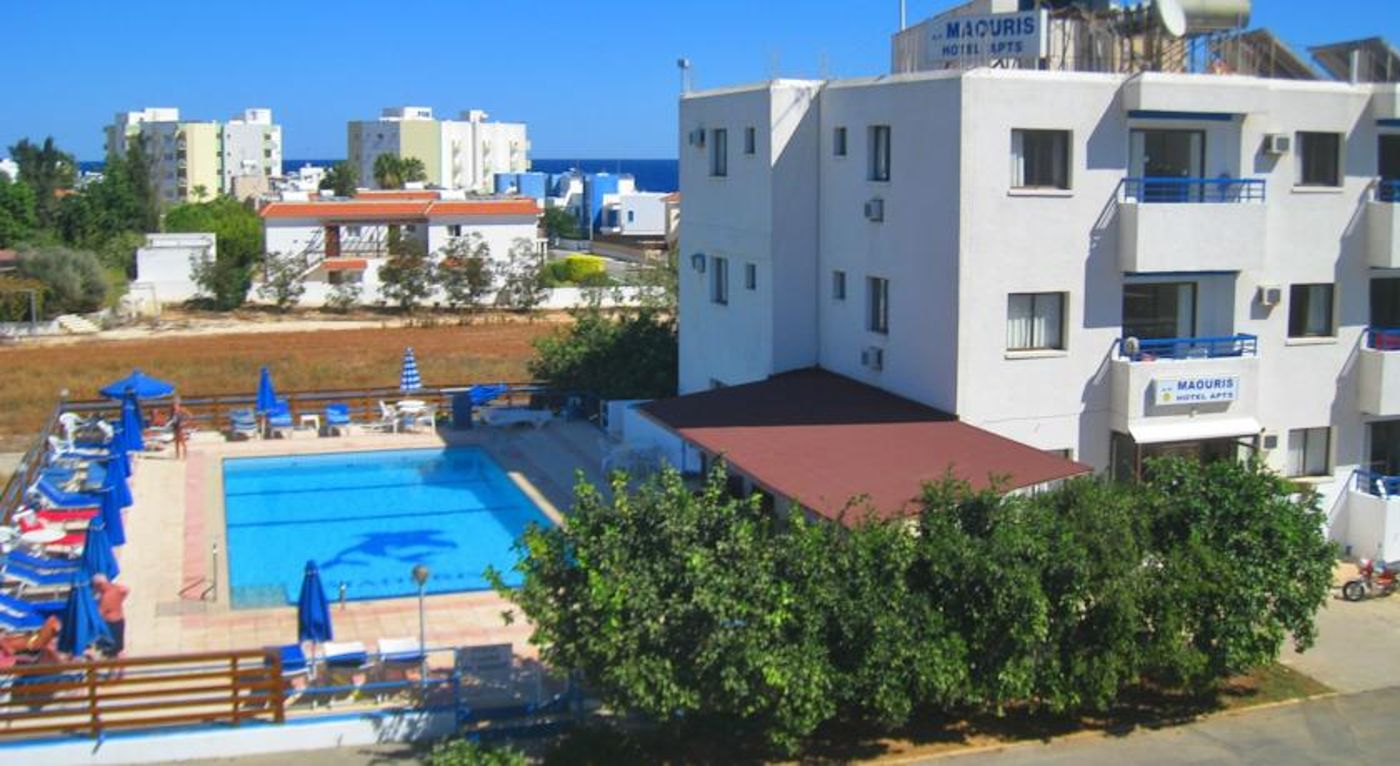 Apartments Maouris