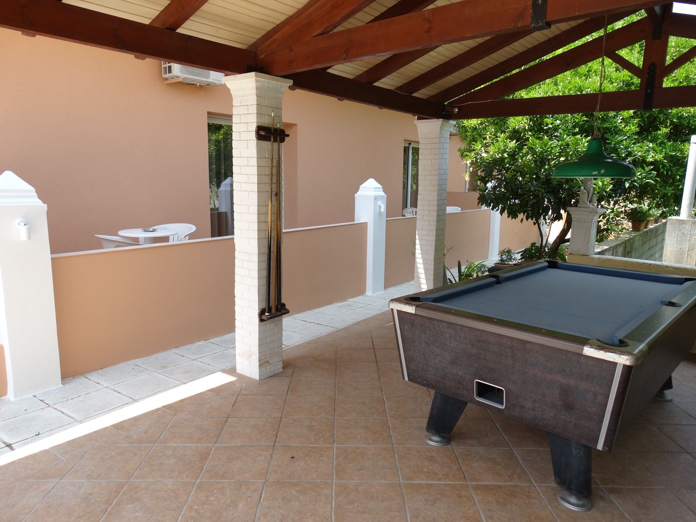 Makis-Apartments-Bar-58