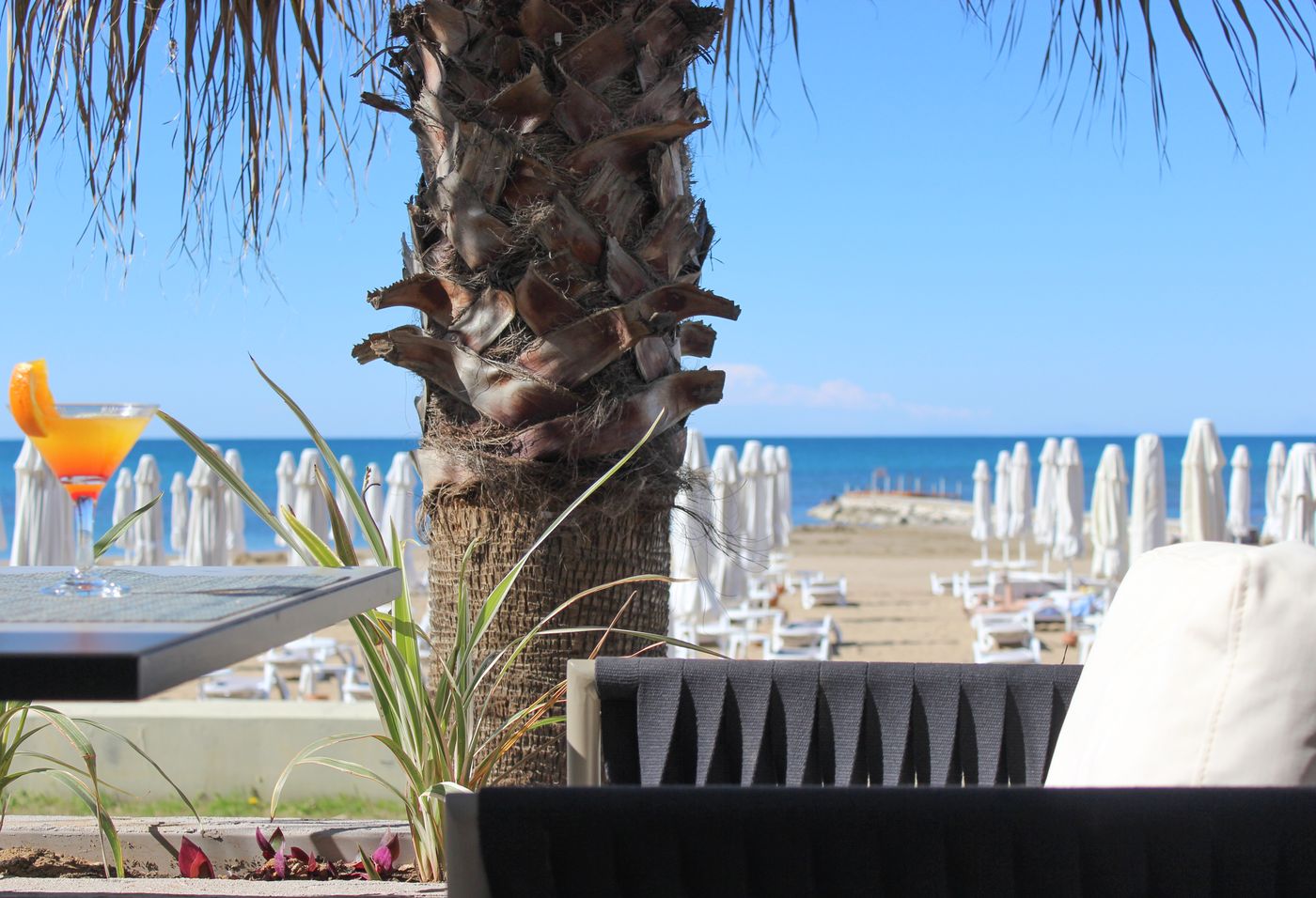 Sentido-Perissia-Beach-45