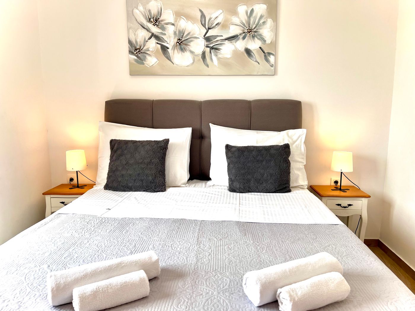 Villa-Sunset-Room-40