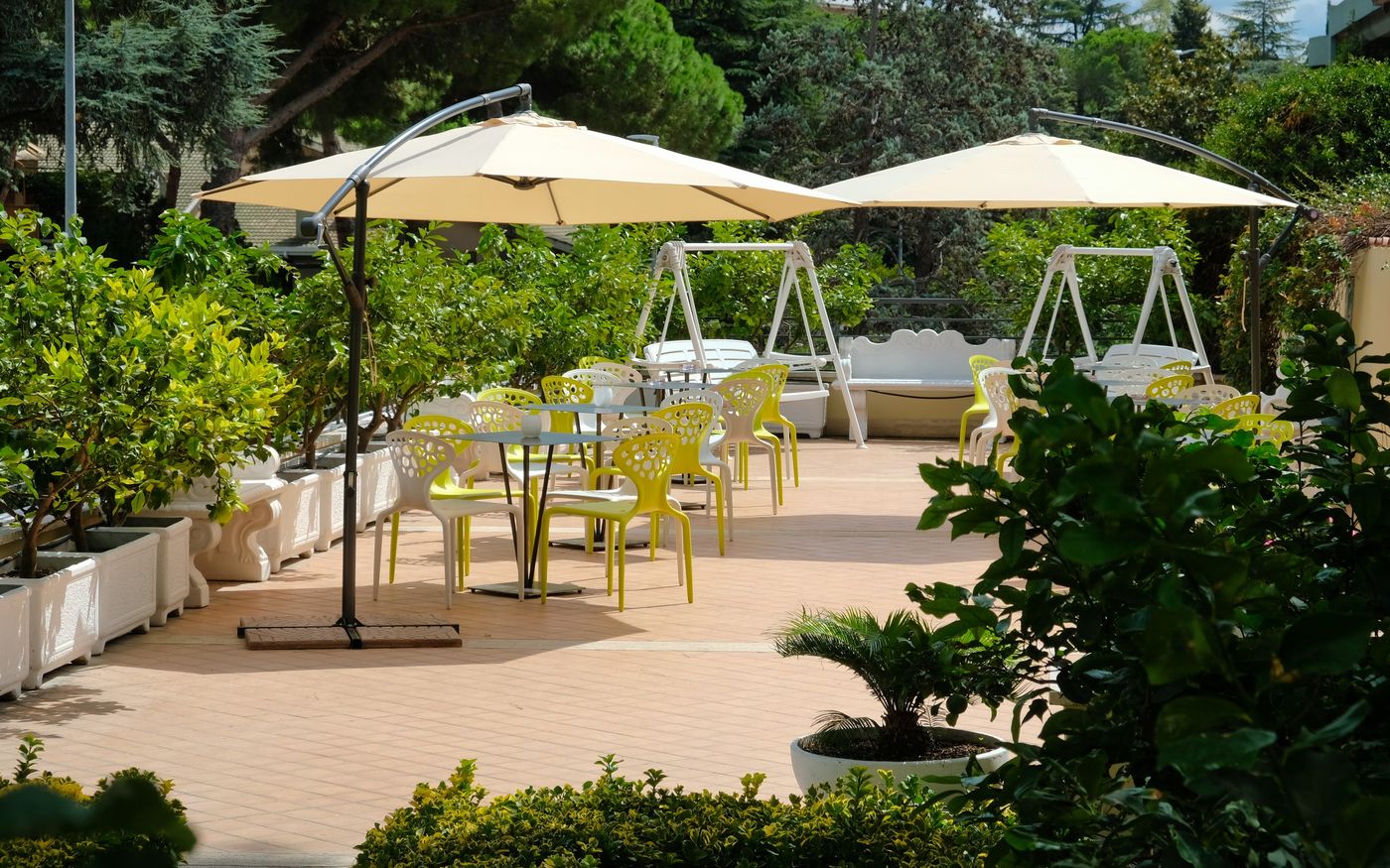 The-Smooth-Rome-Terrace-39