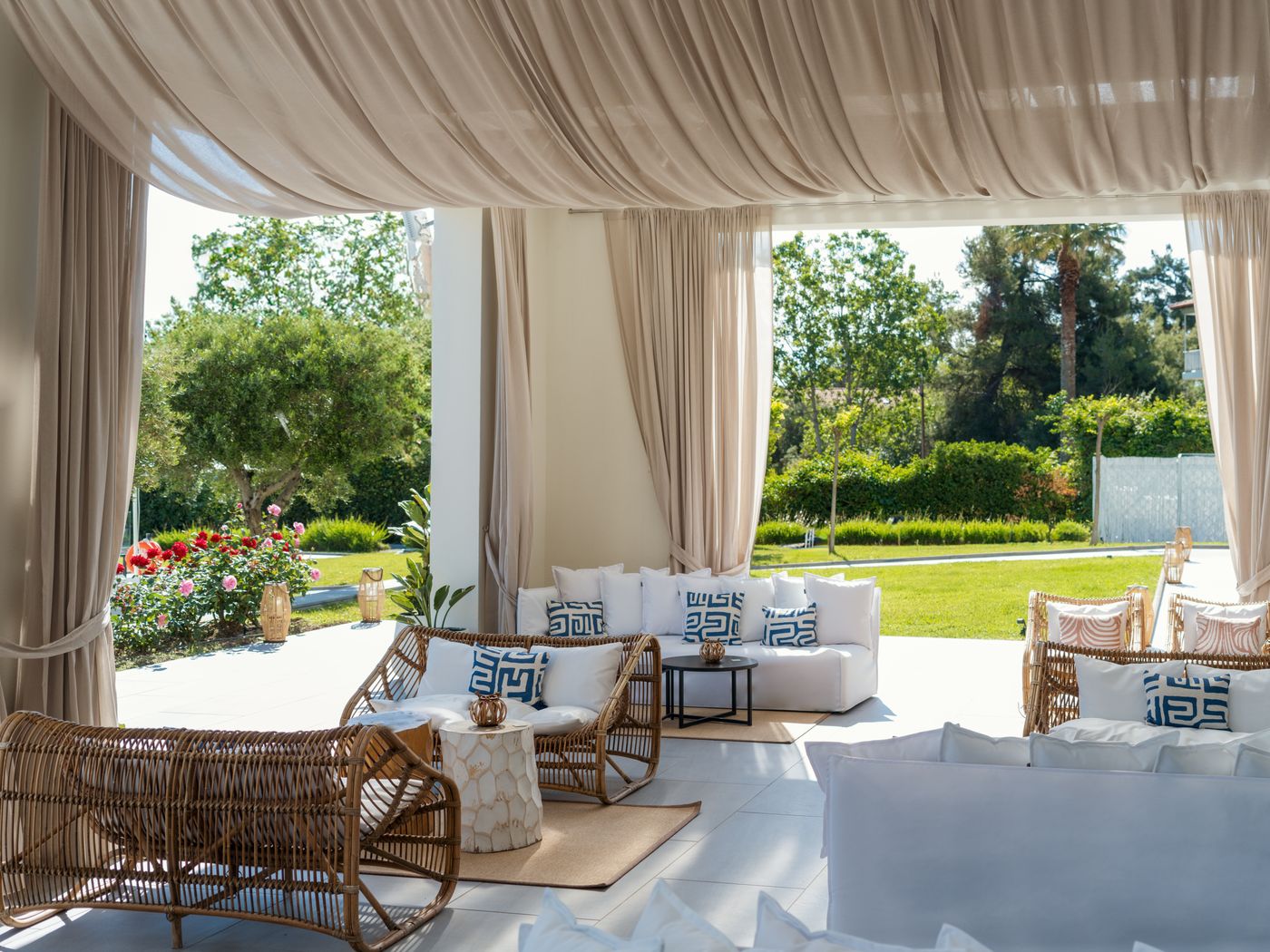 Grecotel-Margo-Bay---Club-Turquoise-Lobby-16