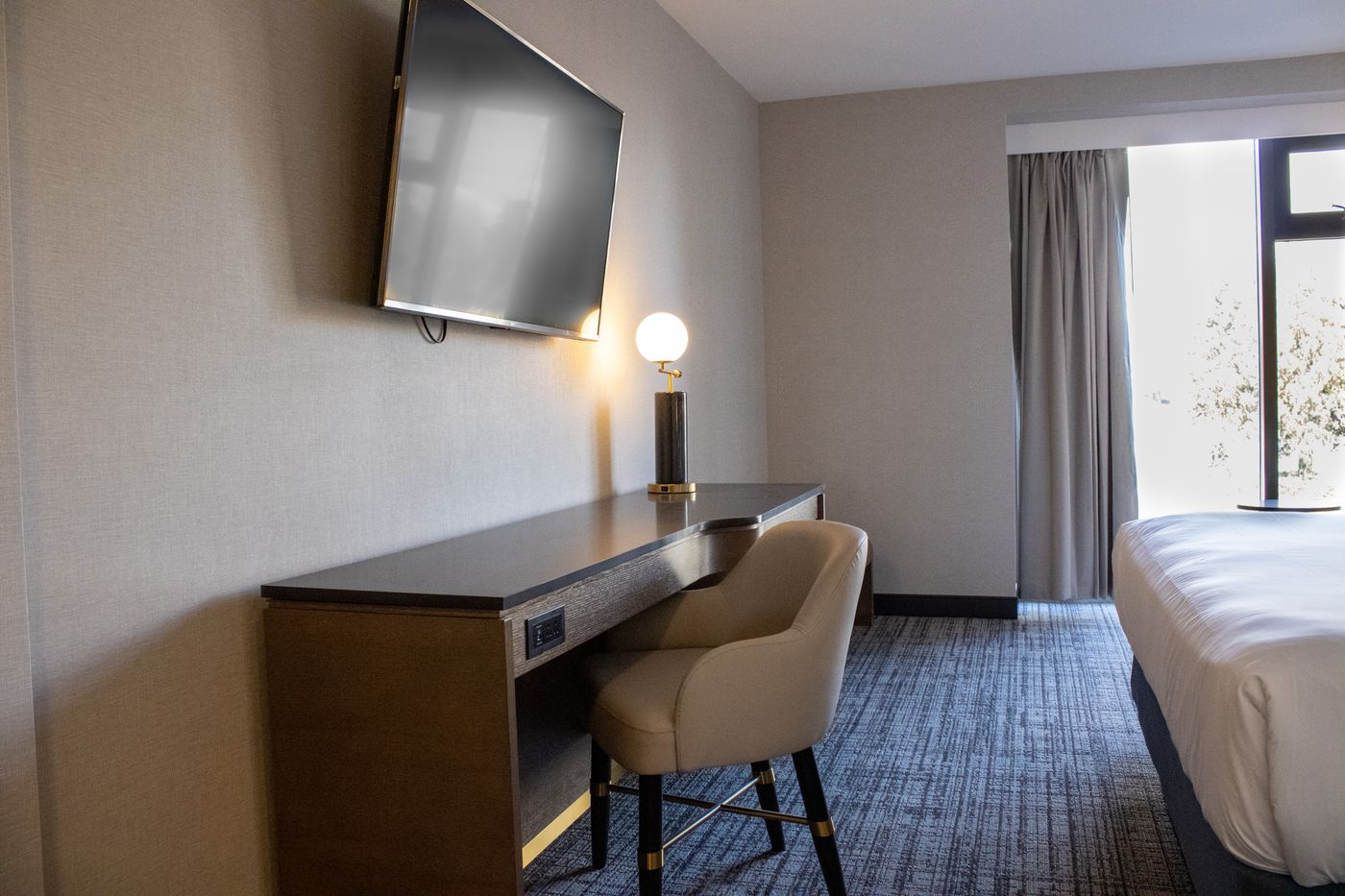 Radisson-Blu-Vancouver-Airport-Room-21