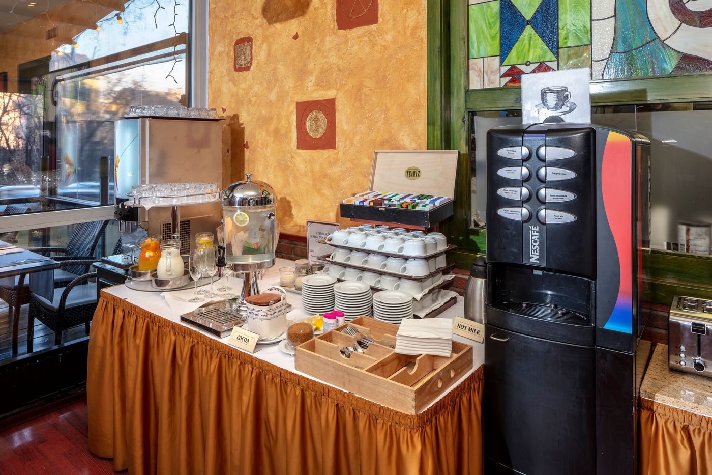 Hotel-Charles-General-view-63