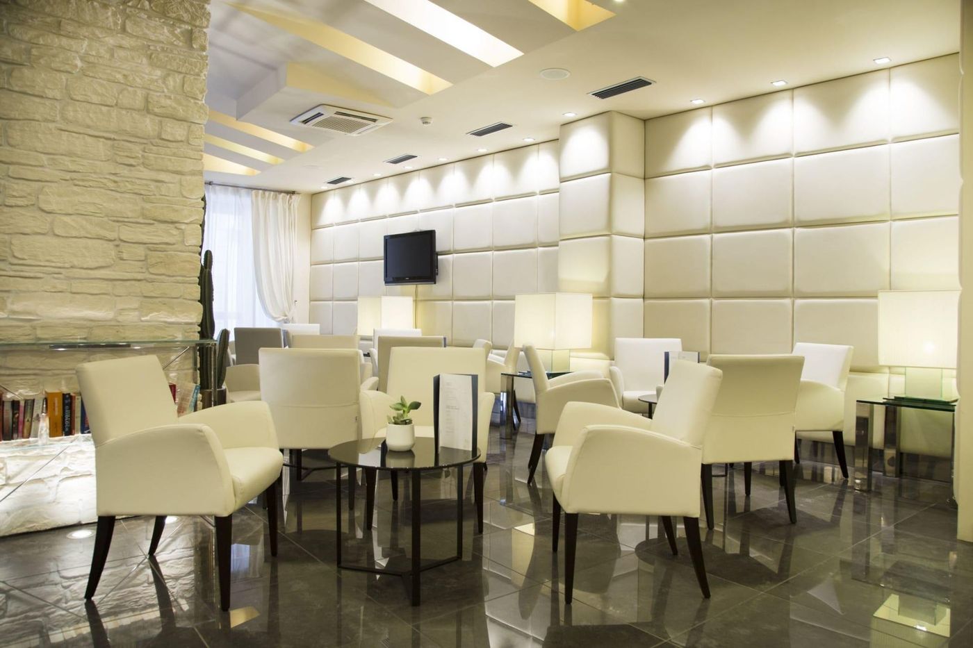 Antico Borgo-Italy-Riva Del Garda TN-Lobby-3