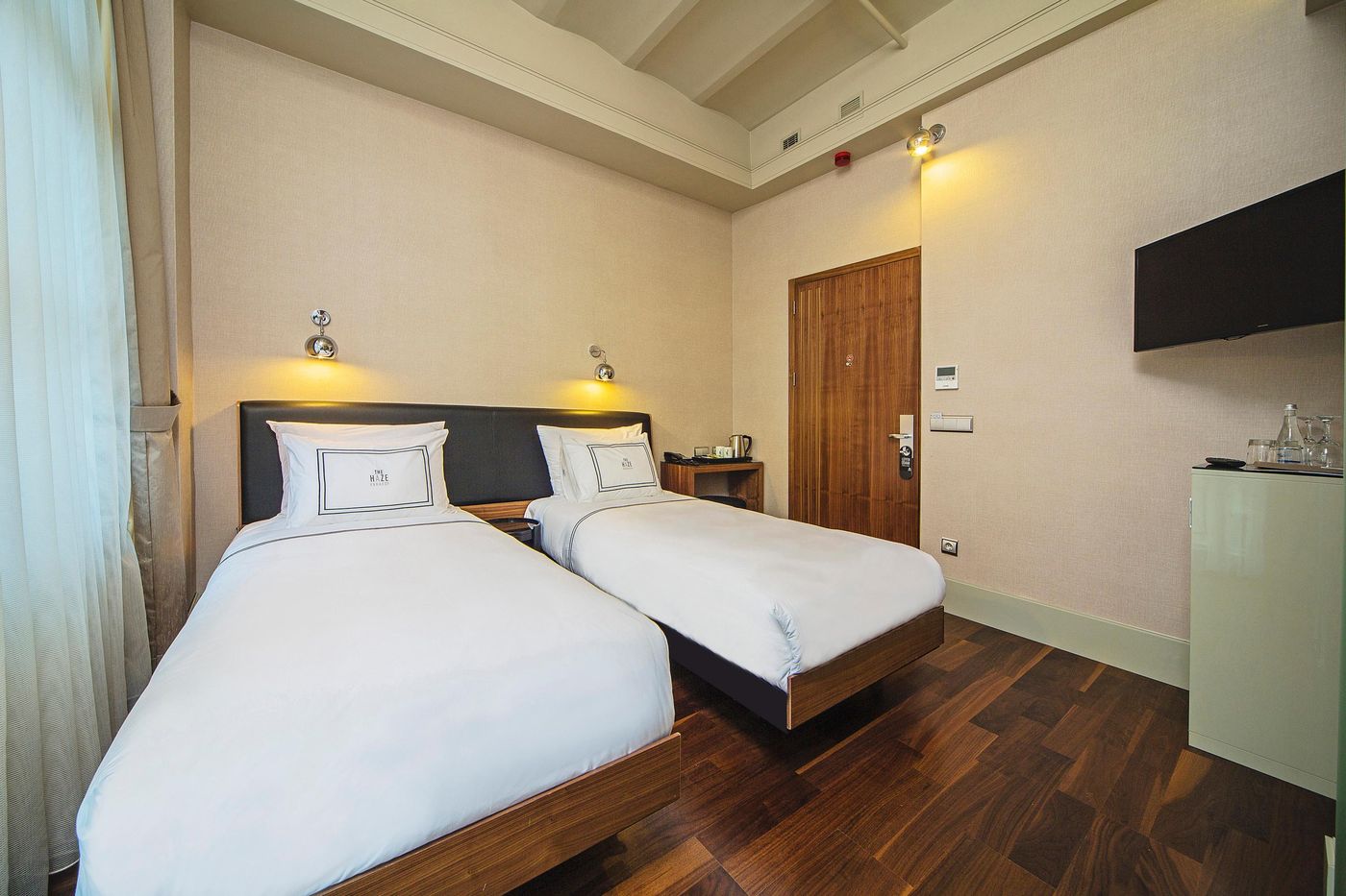 The-Haze-Istanbul-Room-7