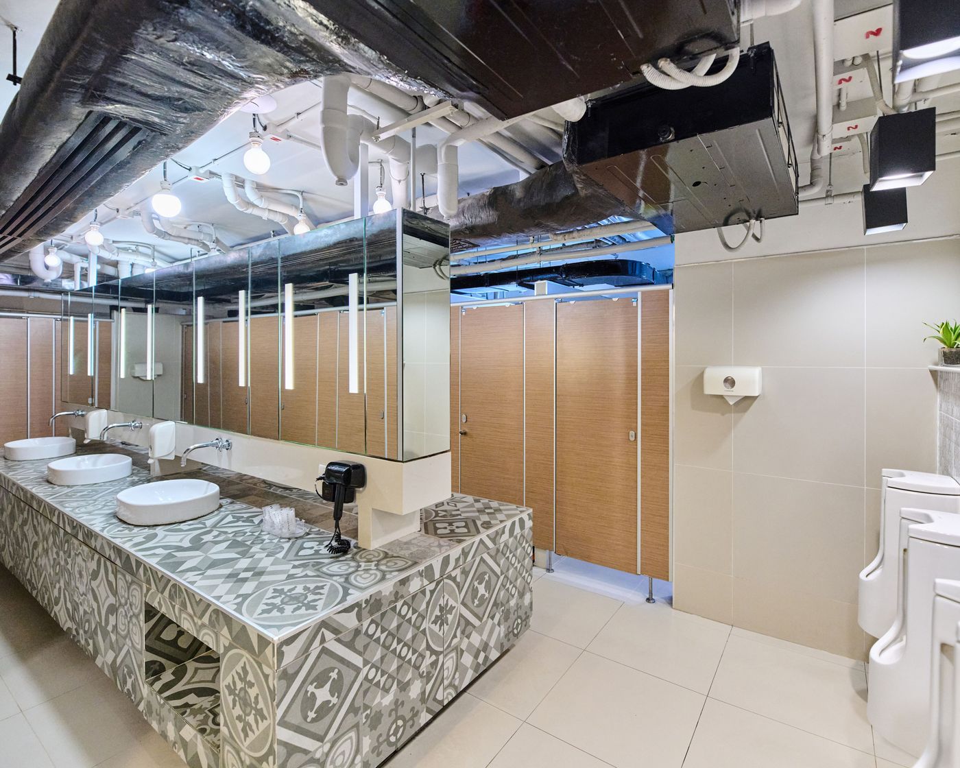 Lub-D-Phuket-Patong-Room-48