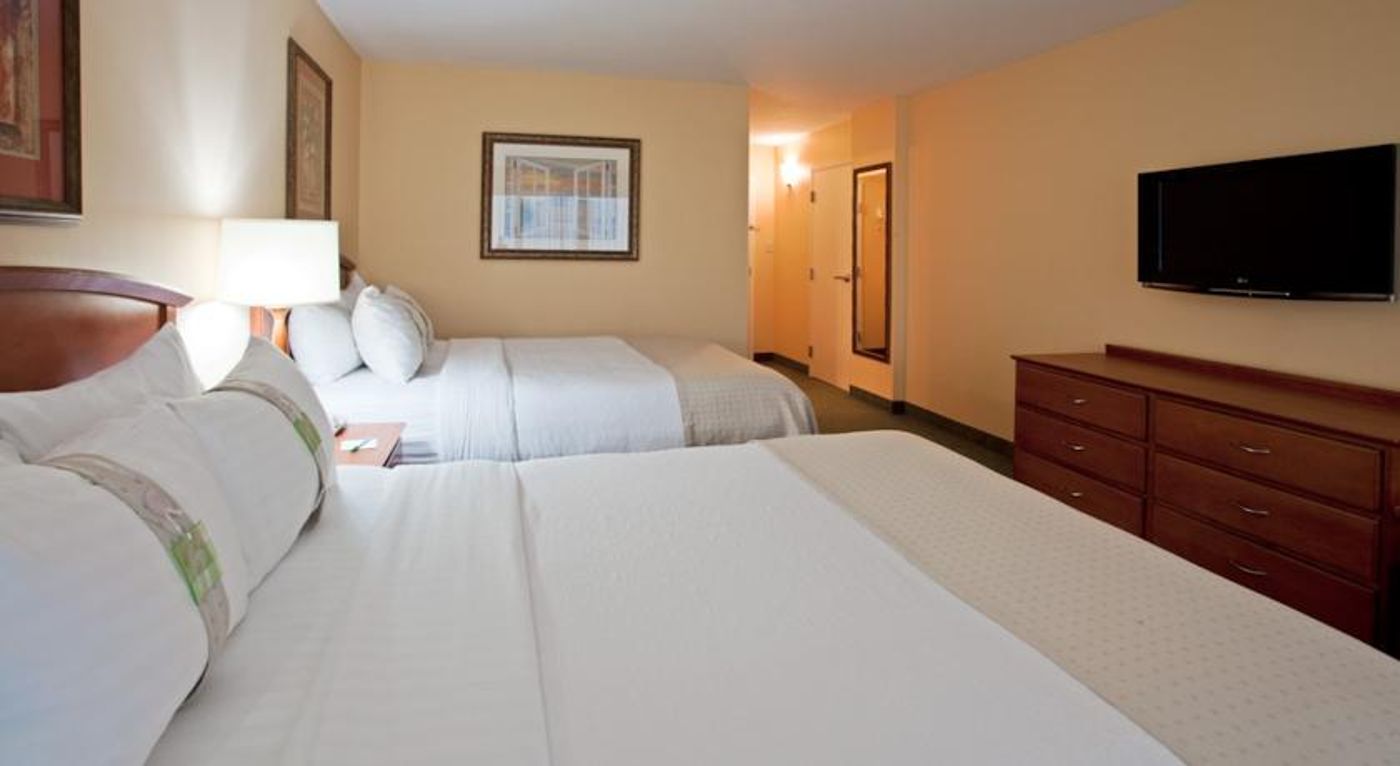 Holiday Inn Hotel & Suites Clearwater Beach