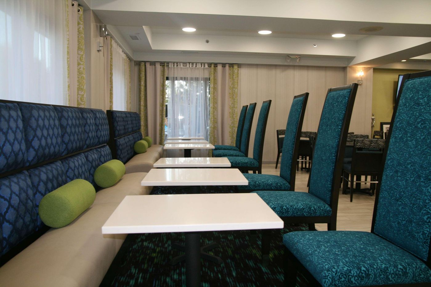 Hampton Inn & Suites Nashville-Airport-United States-NASHVILLE-Lobby-4