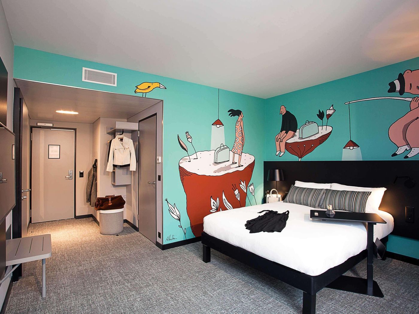 Ibis-Styles-Geneve-Carouge-Room-5