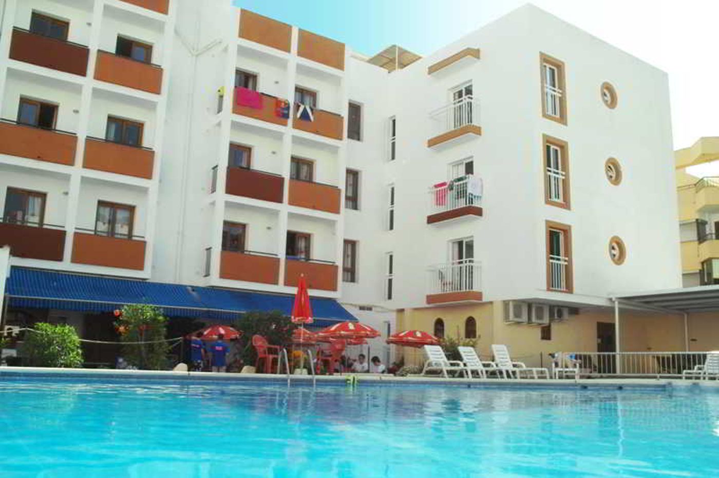 Marian-Apartamentos-General-view-4