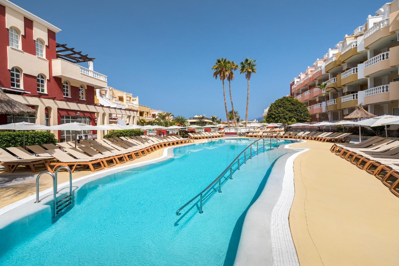 Allegro-Isora-Beach-4