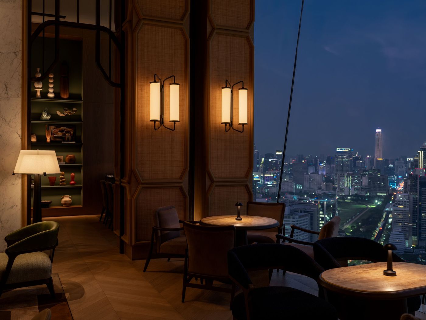 Dusit-Thani-Bangkok-Bar-22