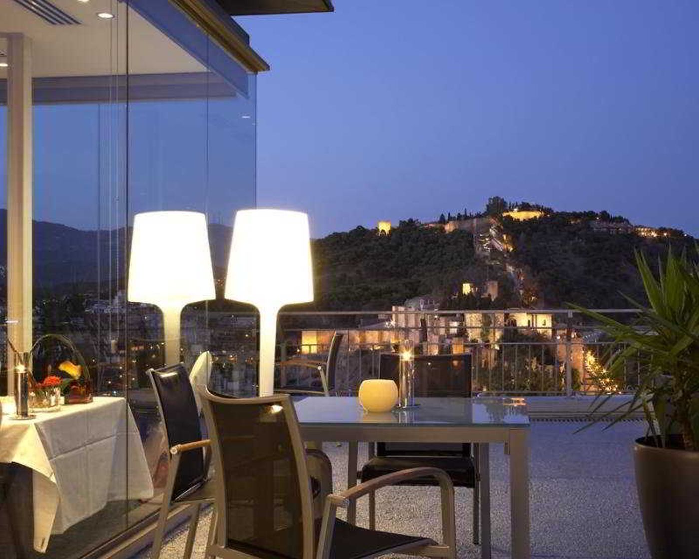 AC-Malaga-Palacio-Bar-8