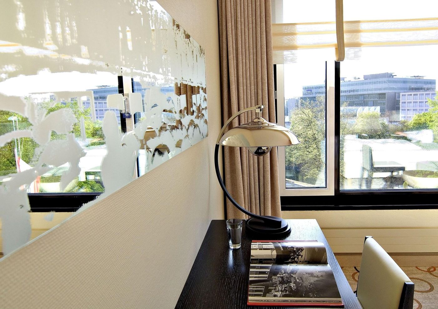 Sheraton-Berlin-Grand-Hotel-Esplanade-Room-47