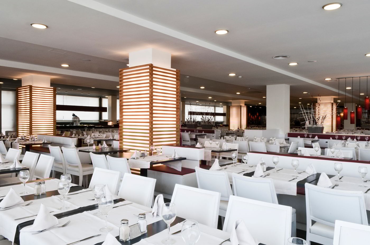 Augustus-Hotel-Restaurant-36